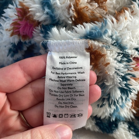 Eddie Bauer Size Large Colorful Plush Quarter-Zip Pullover Sweatshirt - Picture 5 of 5